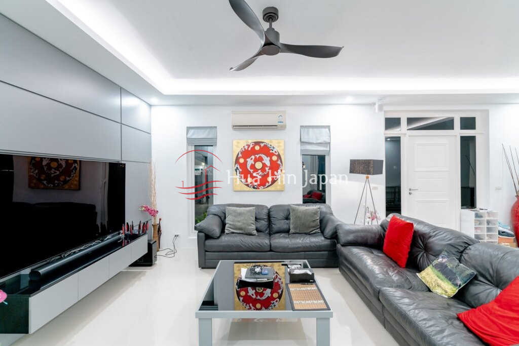 Superb Location!  Luxury modern pool villa in Hua Hin Soi 102, only 2 kilometers from Hua Hin Beach / Bluport Mall - Soi 102 - photo 15