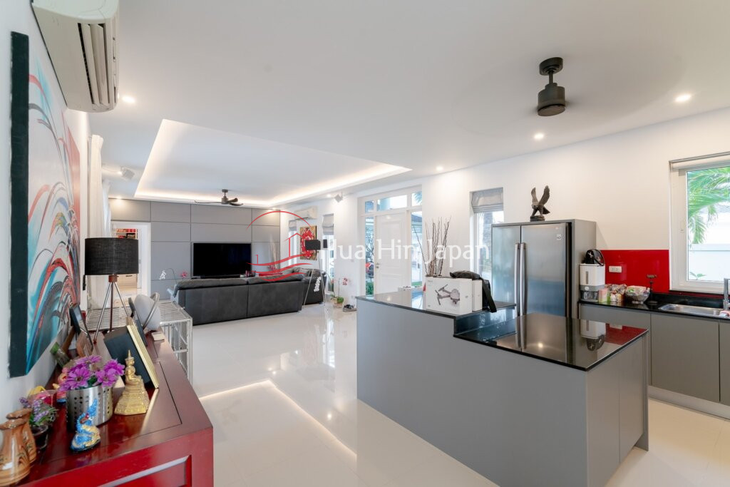 Superb Location!  Luxury modern pool villa in Hua Hin Soi 102, only 2 kilometers from Hua Hin Beach / Bluport Mall - Soi 102 - photo 5