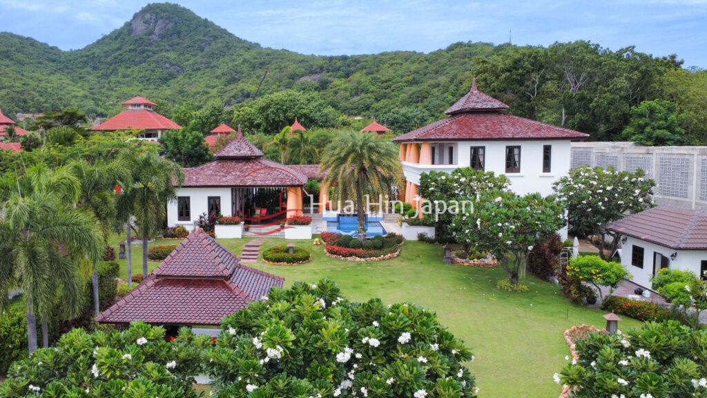 Exclusive 6 Bedroom Bali Style Villa for Sale in Soi 116, Nong Kae, Hua Hin