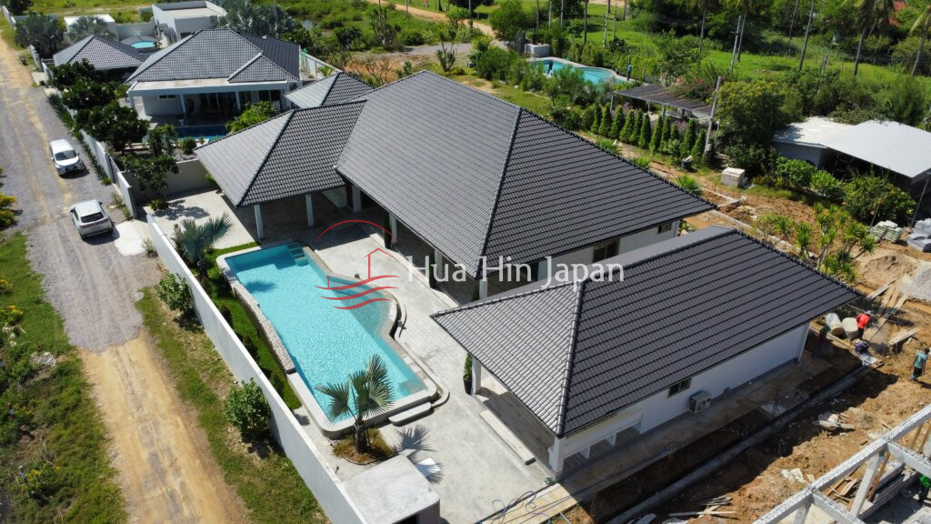 New 3 Bed 4 Bath Luxury Pool Villa – Near Dolphin Bay, Samroiyod - Hua Hin - photo 7