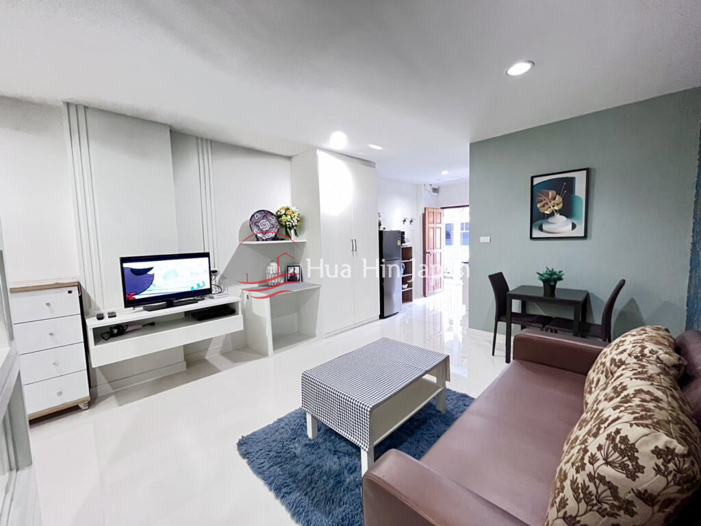 Good size studio unit at Baan Klang condominium - Hua Hin - photo 11