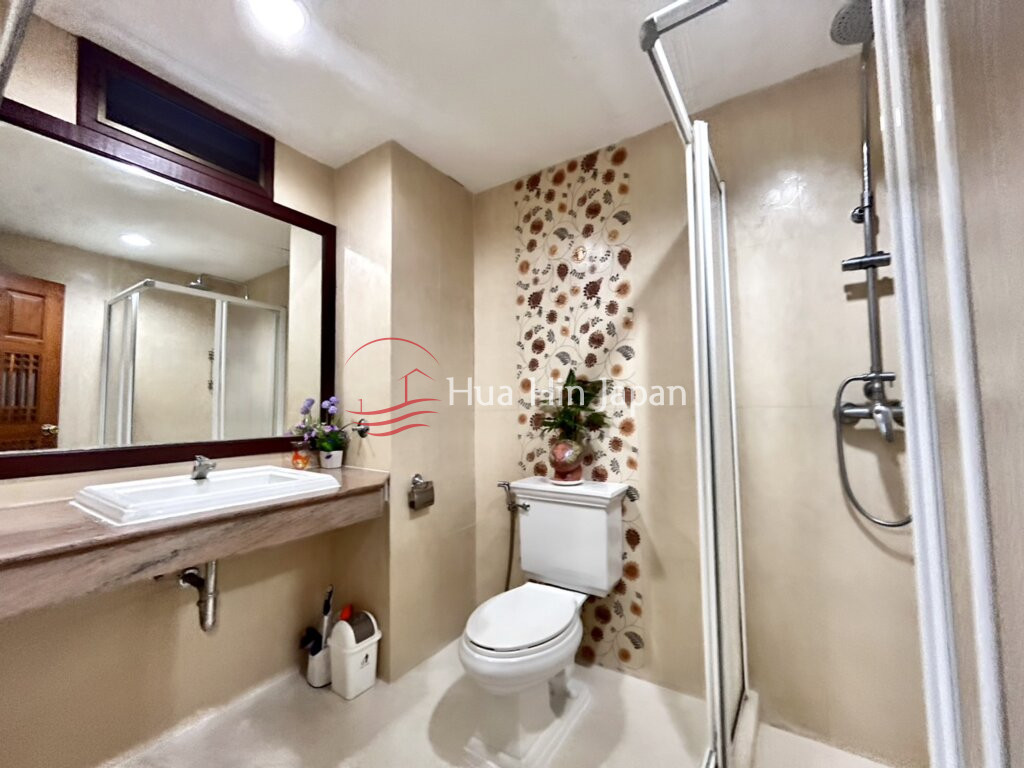 Good size studio unit at Baan Klang condominium - Hua Hin - photo 6