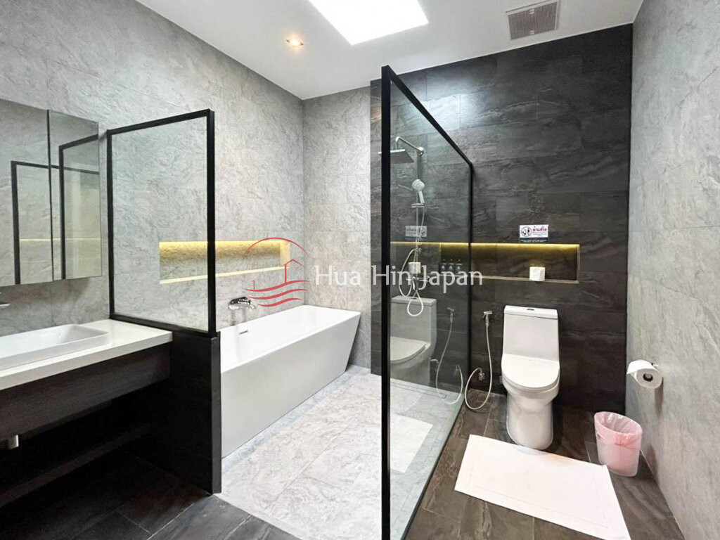 Contemporary Design 4 Bedroom Pool Villa With Mountain View for Sale Near Sai Noi Beach Hua Hin (Fully Furnished) - Hua Hin - photo 9