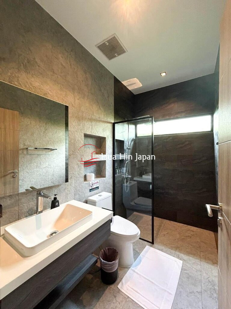 Contemporary Design 4 Bedroom Pool Villa With Mountain View for Sale Near Sai Noi Beach Hua Hin (Fully Furnished) - Hua Hin - photo 2