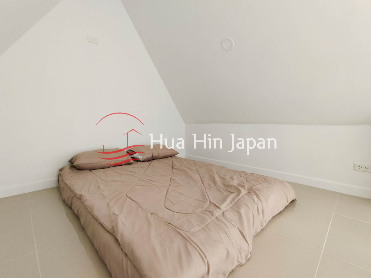 Scandinavian Style Pool Villa at Amazing Price near Black Mountain for Sale (off plan) - Hin Lek Fai - photo 14