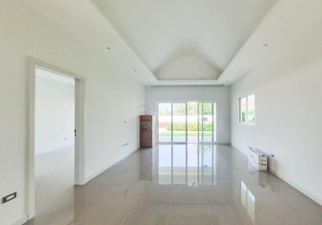 Inviting 2-Bedroom Villa within the Esteemed Smart House Project in Thap Tai, Hua Hin Available for Sale (Off Plan) - Hua Hin - photo 12