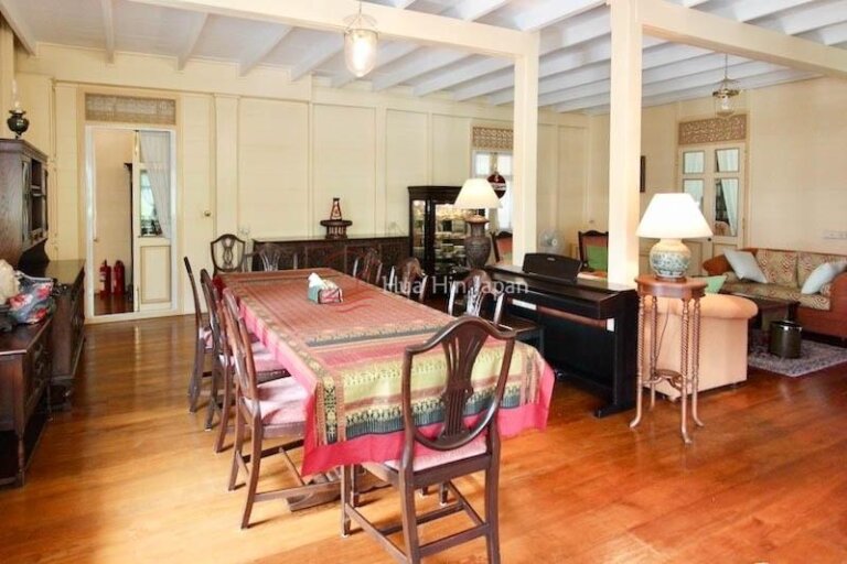 Historic 1899 Golden Teak Mansion For Sale In Hua Hin - Hua Hin - photo 12