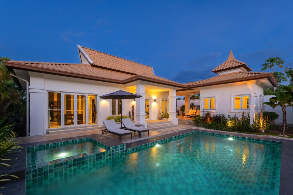 Balinese 2 Bedroom Pool Villa Inside Prestigious Belvida Residence Near Town (Completed &amp; Fully Furnished) - Khao Takiab - photo 14