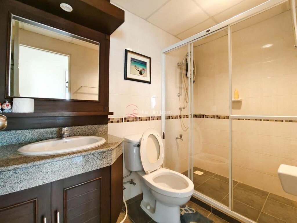 Spacious 3-Bedroom Beachfront Condo with Panoramic Sea Views for Rent in Baan Ruen Rom, Cha-Am (Fully Furnished) - Cha-Am - photo 2