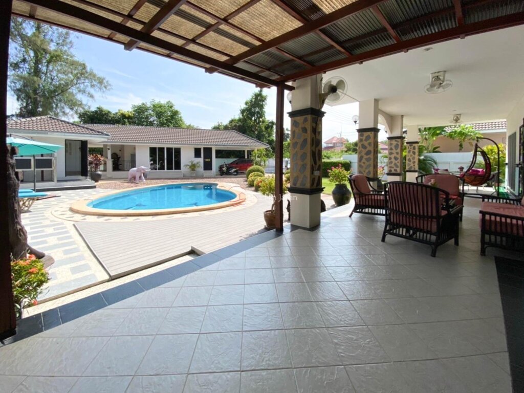 “Price Reduced” 3 Bedroom Contemporary Pool Villa with Private Garden in Palm Hills, Hua Hin - Cha-Am - photo 15
