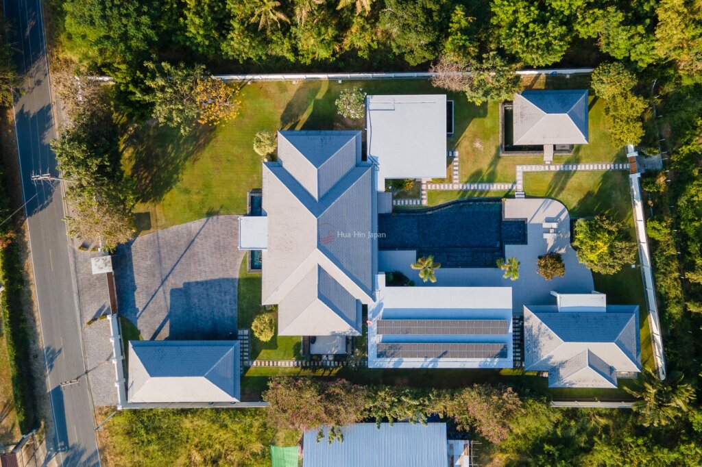 Luxury 6 Bedroom Pool Villa For Sale in Hin Lek Fai - Hin Lek Fai - photo 14
