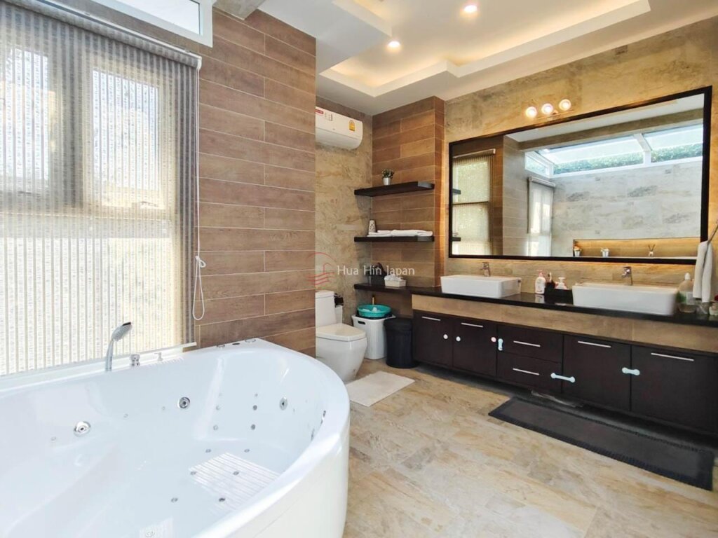 **Price Reduced** High-Quality 3-Bedroom Pool Villa for Sale in Popular Smart House Valley, Thap Tai Road, Hua Hin (Ready to move in) - Hua Hin - photo 10