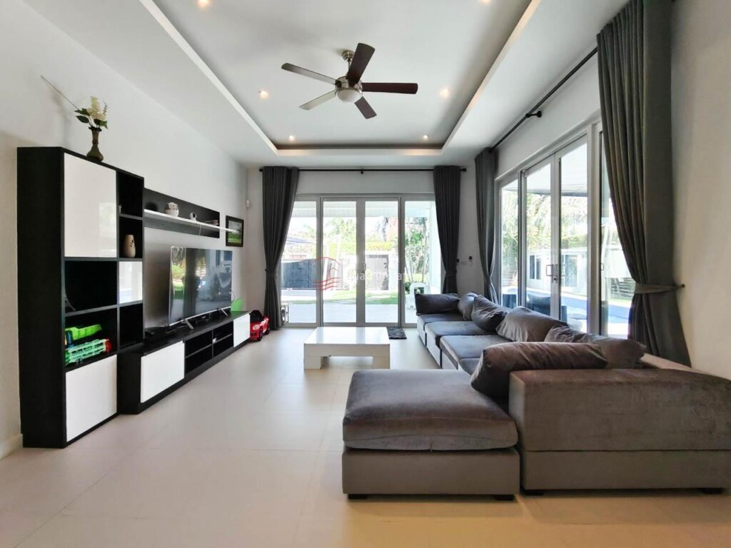 **Price Reduced** High-Quality 3-Bedroom Pool Villa for Sale in Popular Smart House Valley, Thap Tai Road, Hua Hin (Ready to move in) - Hua Hin - photo 2