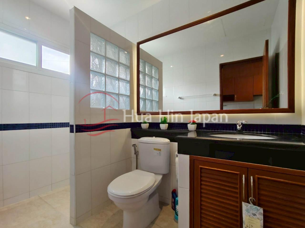 Resort Style Town House In Popular Smart House Project Off Soi 88 (Ready To Move In) - Hin Lek Fai - photo 10
