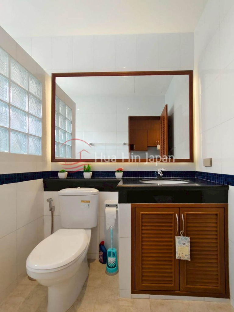 Resort Style Town House In Popular Smart House Project Off Soi 88 (Ready To Move In) - Hin Lek Fai - photo 9