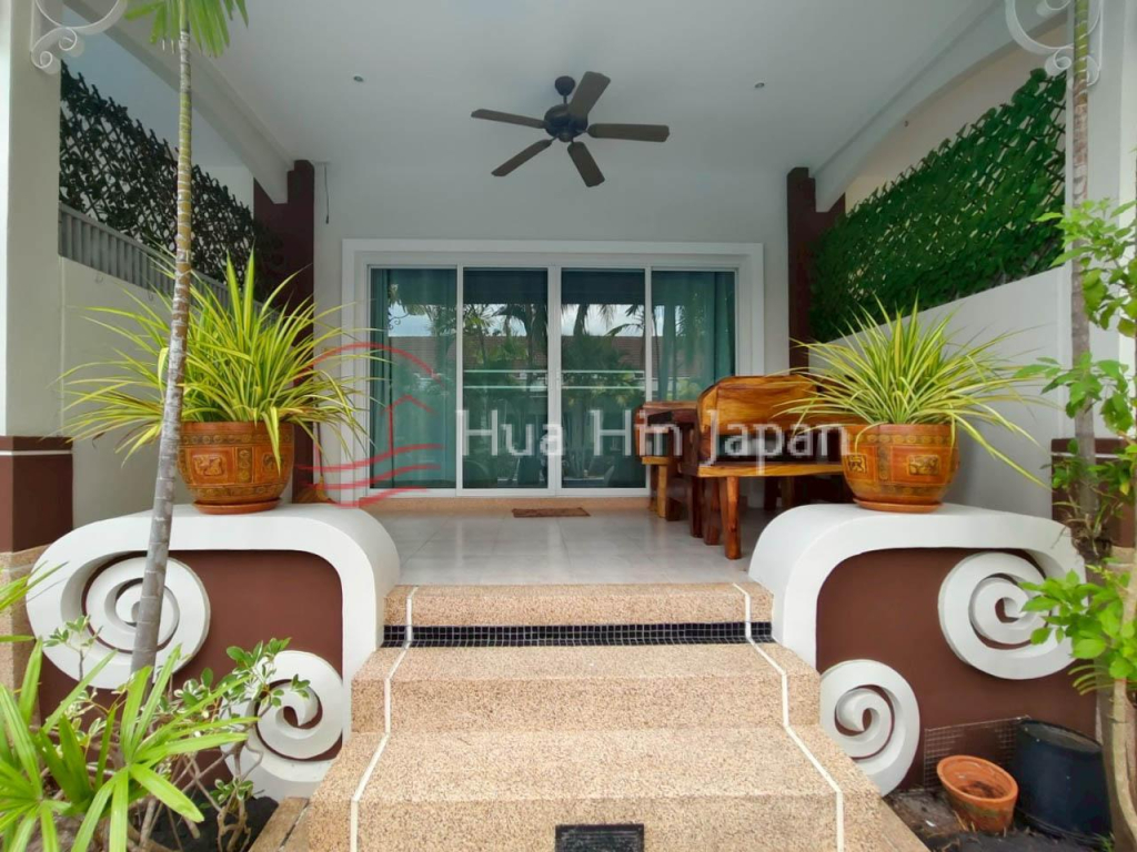 Resort Style Town House In Popular Smart House Project Off Soi 88 (Ready To Move In) - Hin Lek Fai - photo 2