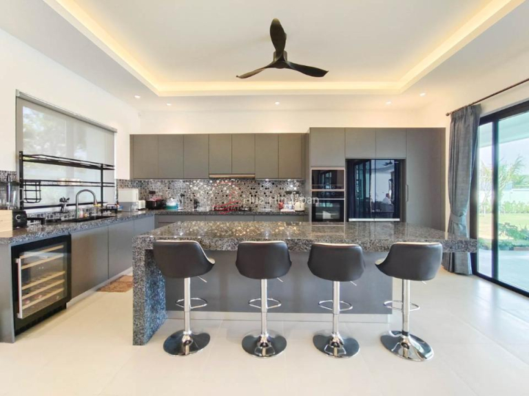 Very Solid 4 Bedroom Pool Villa on 2,500 sqm Land in South of Hua Hin for Sale (Completed in 2023, Fully Furnished) - Hua Hin - photo 13