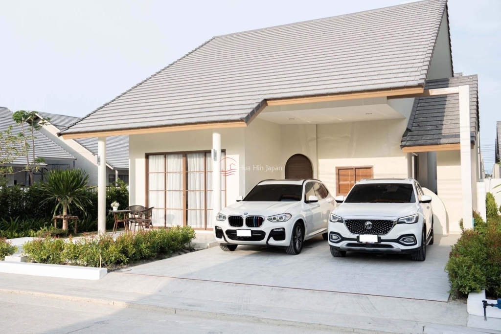New Cozy 3 Bedroom House for Sale at Amazing price near Springfield Golf Course (off plan) - Cha-Am, Thailand