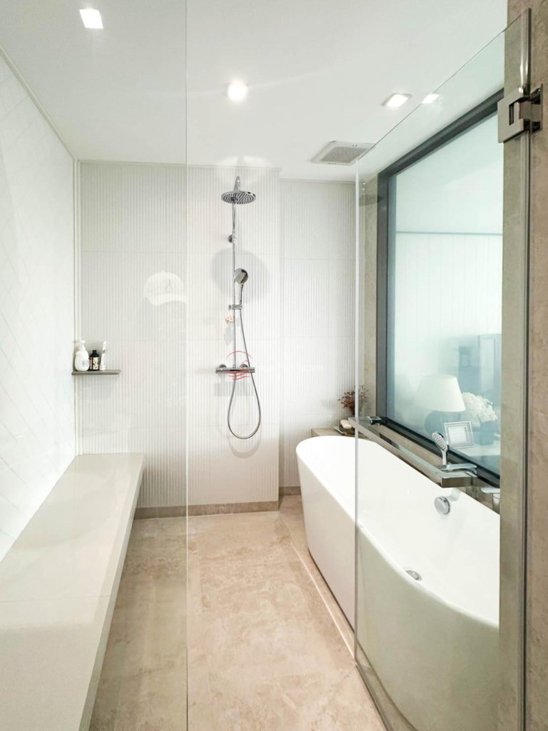 2 Bedroom Corner Unit For Rent, at Luxurious InterContinental Condominium In Hua Hin Centre - Hua Hin - photo 10