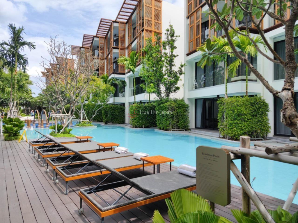 2 Bedroom Corner Unit For Rent, at Luxurious InterContinental Condominium In Hua Hin Centre