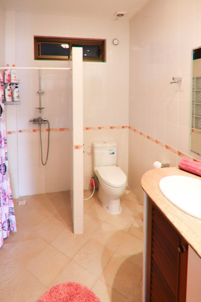 3 Bedroom Villa with 2 Bathrooms for Sale in Hua Hin North, Hua Hin - Hua Hin - photo 5