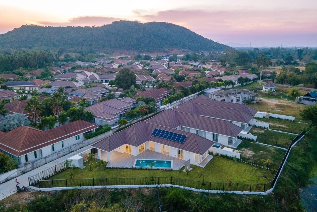 Newly Completed Waterfront 3 Bedroom Luxury Pool Villa for Sale in Hua Hin (Fully Furnished) - Hua Hin, Thailand