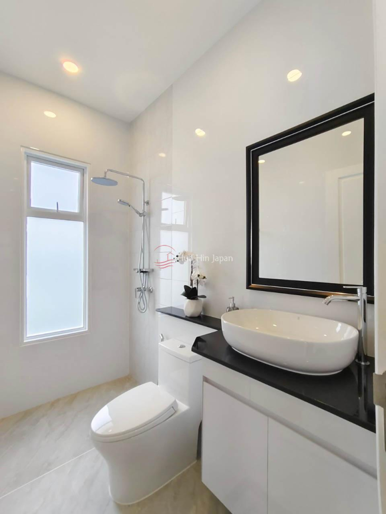 Newly Completed Waterfront 3 Bedroom Luxury Pool Villa for Sale in Hua Hin (Fully Furnished) - Hua Hin - photo 4
