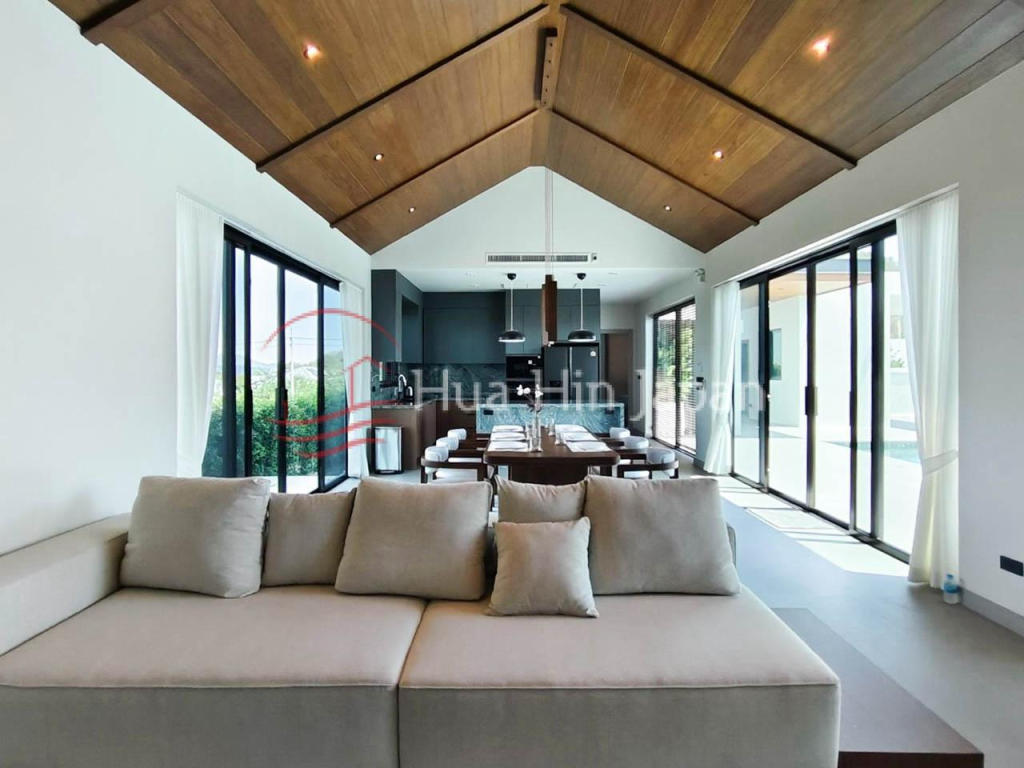 Top Quality Thai Bali Style Villa Close to Pineapple Valley Golf by Award Winning Developer for Sale (Off Plan, Partly Furnished) - Hua Hin - photo 3