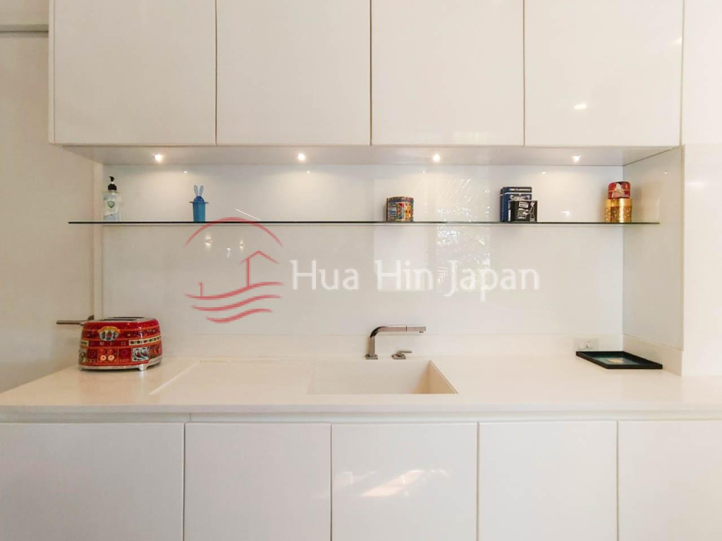 Prime Location! Spacious 3-Bedroom Condo for Sale, Just 100 Meters from Khao Takiab Beach, Hua Hin - Khao Takiab - photo 13