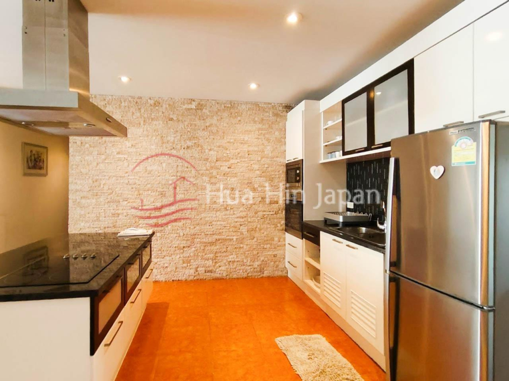 Seaview 3 Bedroom Beachfront condominium at Chearanai Condo in Chaam - Hua Hin - photo 5