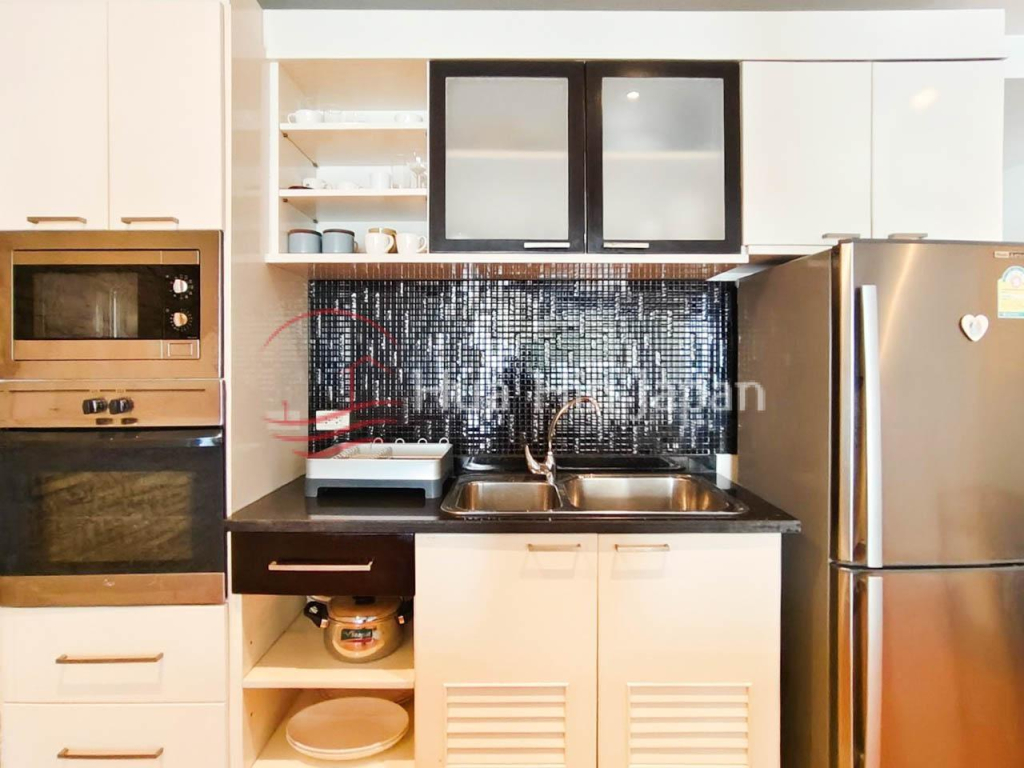 Seaview 3 Bedroom Beachfront condominium at Chearanai Condo in Chaam - Hua Hin - photo 4