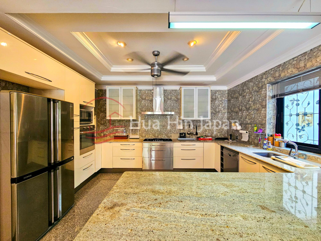 Elegant 2-Storey Pool Villa in Popular Vineyard Project – 3 Bed, 4 Bath in Hua Hin Soi 114 | For Sale (Freehold) - Hua Hin - photo 8