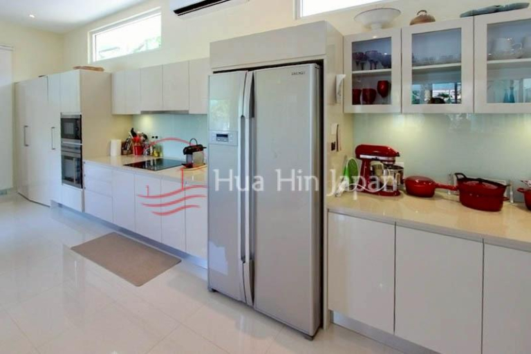 4 Bed Pool Villa For Sale At Waterside Residences Hua Hin - Khao Takiab - photo 7