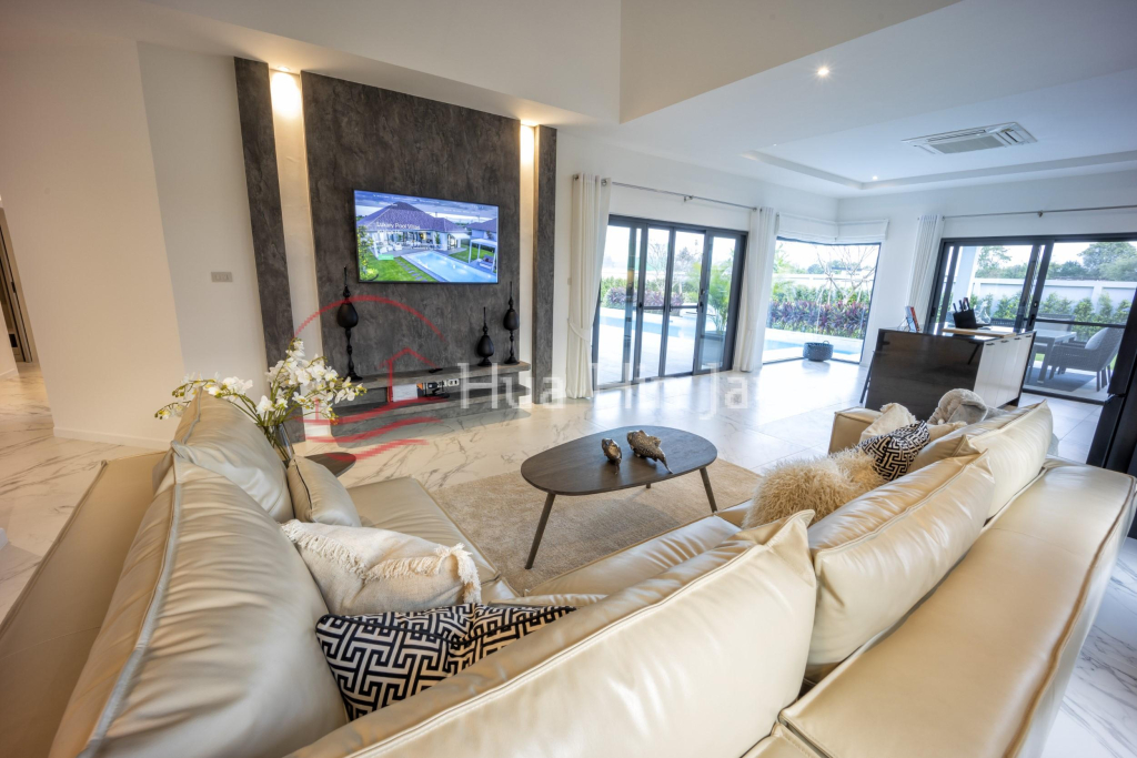 The Flagship Residency: Grand 3-Bedroom Executive Estate in the 16th Landmark Project by Award-Winning Developer - Hua Hin - photo 11