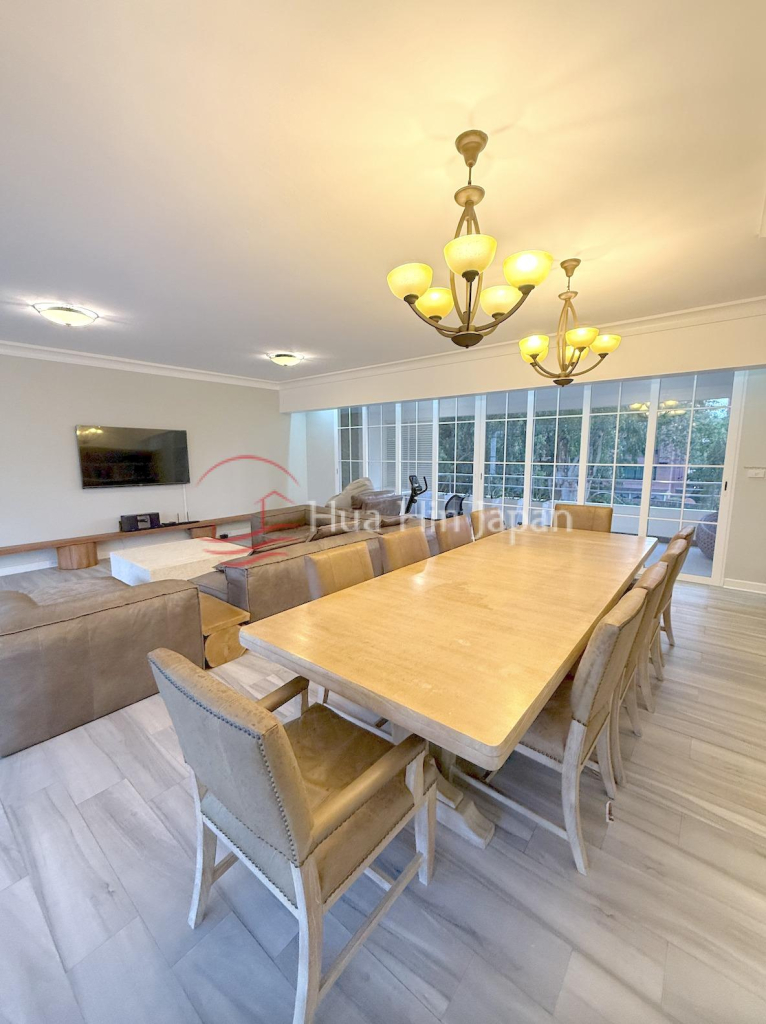 4 Bedroom Unit at Royal Princess Beachfront Condominium close to BluPort Shopping Mall - Hua Hin, Thailand