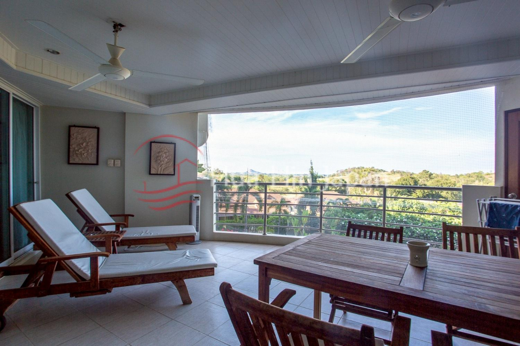 Exceptional Value – Spacious Sea View Condo at Sea Ridge, Khao Tao Hua Hin for Sale - Khao Tao - photo 2