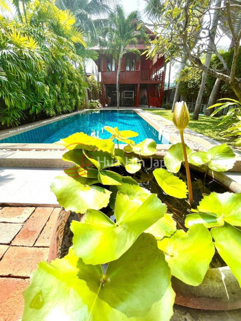 2.5 Bedroom Teakwood House for Sale with a Private Pool near BECC International School, off Soi 112 Hua Hin - Soi 94 - photo 13