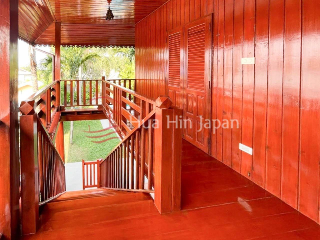 2.5 Bedroom Teakwood House for Sale with a Private Pool near BECC International School, off Soi 112 Hua Hin - Soi 94 - photo 9