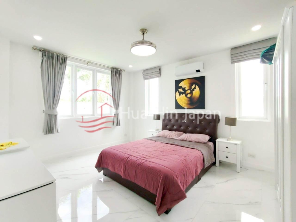 Modern Luxury 7 Bedroom Private pool Villa in Hua Hin Soi 70 For Sale. - Hin Lek Fai - photo 13