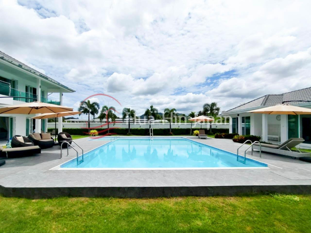 Modern Luxury 7 Bedroom Private pool Villa in Hua Hin Soi 70 For Sale. - Hin Lek Fai - photo 2