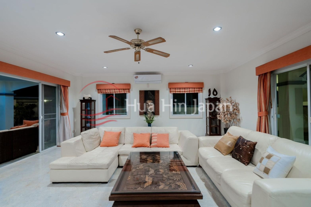 Exclusive 6-Bed Luxury Villa with Private Pool in Hua Hin Soi 156 - Khao Tao - photo 4
