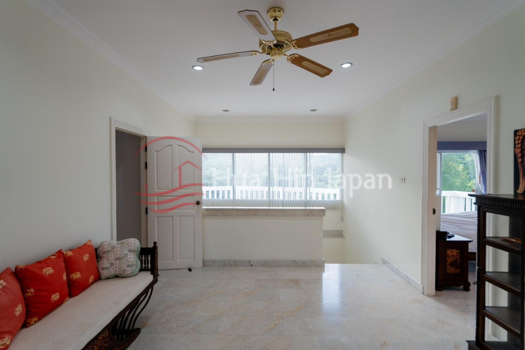 Exclusive 6-Bed Luxury Villa with Private Pool in Hua Hin Soi 156 - Khao Tao - photo 15
