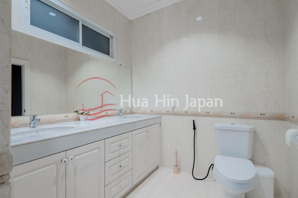 Exclusive 6-Bed Luxury Villa with Private Pool in Hua Hin Soi 156 - Khao Tao - photo 7