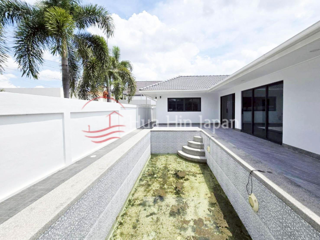 Distress Sale! Newly Completed Beautiful Pool Villa in Soi 70 Hua Hin near Immigration for Sale - Hin Lek Fai - photo 16