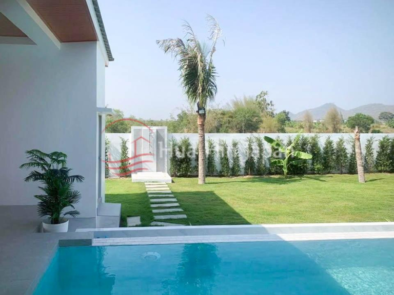 Luxury Villa Hua Hin for Sale – Peaceful Location in Soi 112 with Stunning Mountain Views - Hua Hin - photo 6