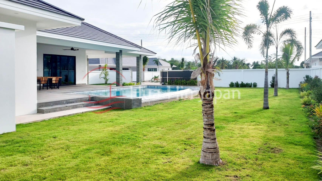 Modern 3 Bedroom Pool Villa near Black Mountain, Hua Hin for Rent - Hin Lek Fai - photo 14