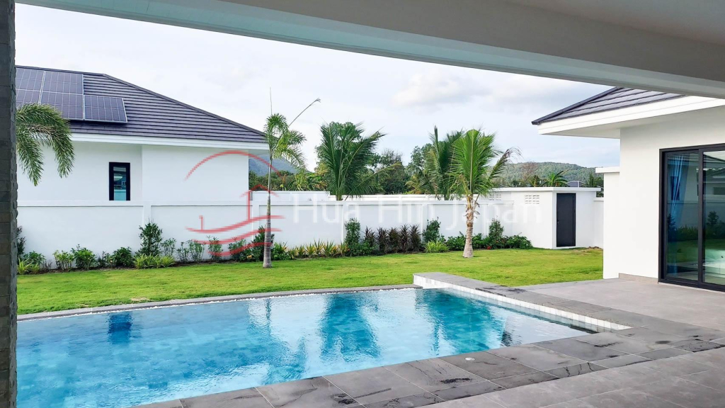 Modern 3 Bedroom Pool Villa near Black Mountain, Hua Hin for Rent - Hin Lek Fai - photo 2