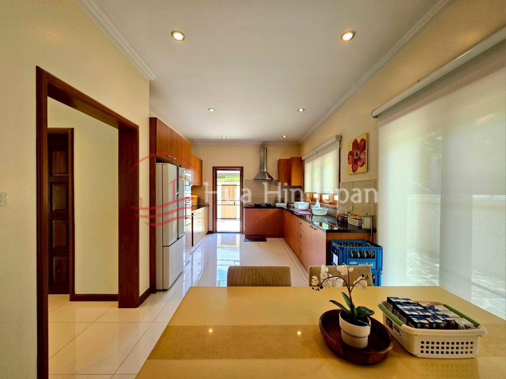 3 Bed 3 Bath Tropical Pool Villa with Private Garden in Hua Hin Soi 70 - Hin Lek Fai - photo 6