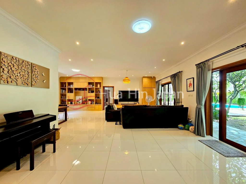 3 Bed 3 Bath Tropical Pool Villa with Private Garden in Hua Hin Soi 70 - Hin Lek Fai - photo 2