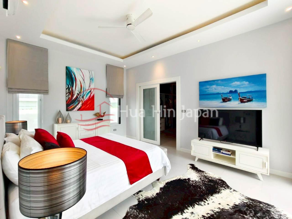 High-Quality and Eco friendly 3-Bedroom Pool Villa with large land for Sale in Ban Phu Thara, Hua Hin (Ready to move in) - Hua Hin - photo 13